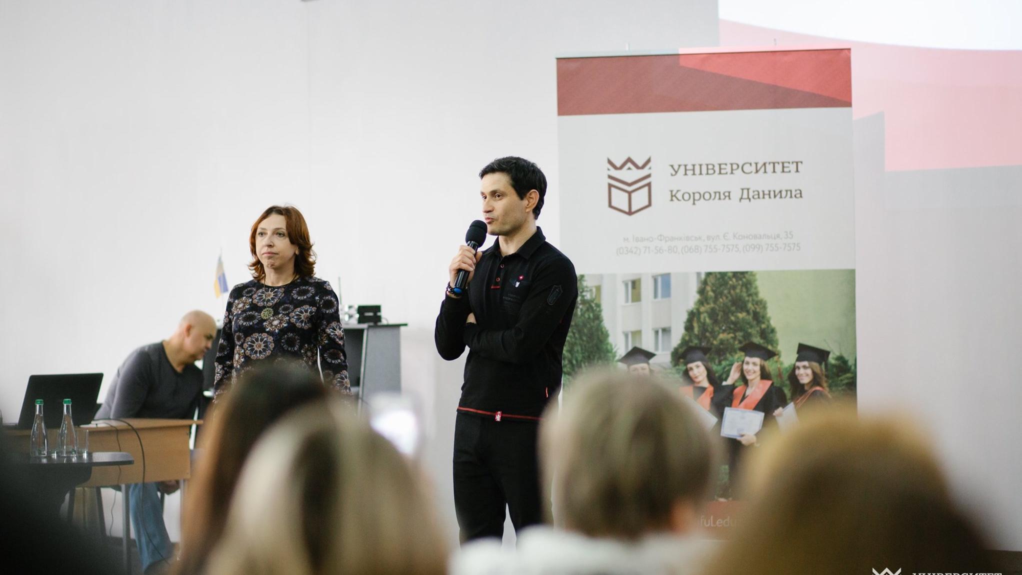 Університет Короля Данила завітав неймовірний Ахтем Сеітаблаєв. Ахтем Сеітаблаєв.