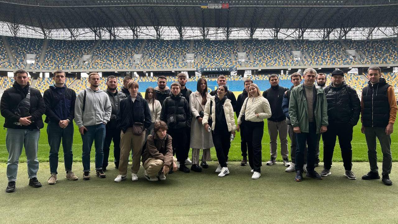 Закріплення теоретичних знань студентів УКД під час виїзної екскурсії в м. Львів