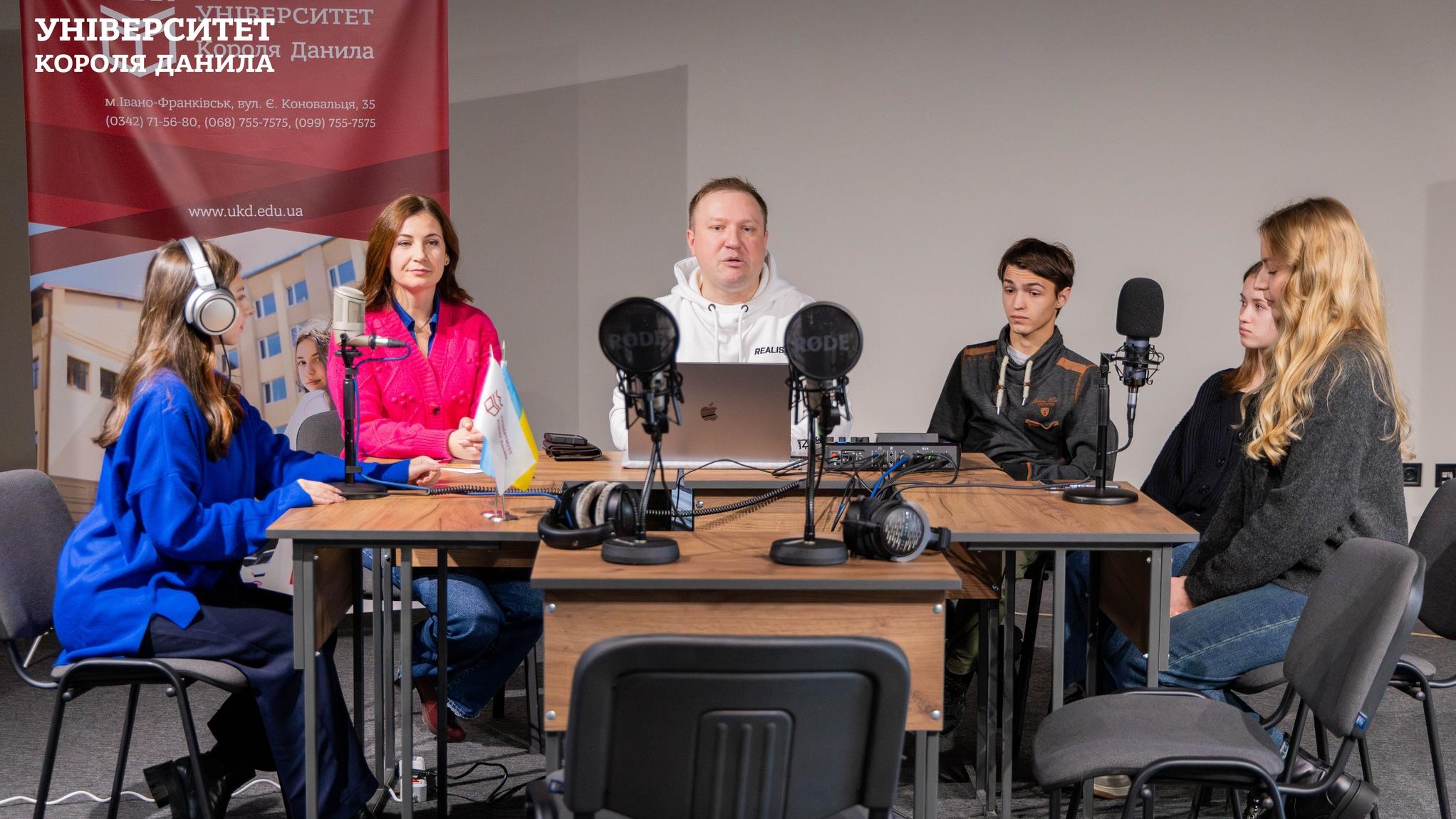 Воркшоп «Зроблено в УКД: створення подкасту» від ведучих відомого радіошоу «Зроблено в Україні» 