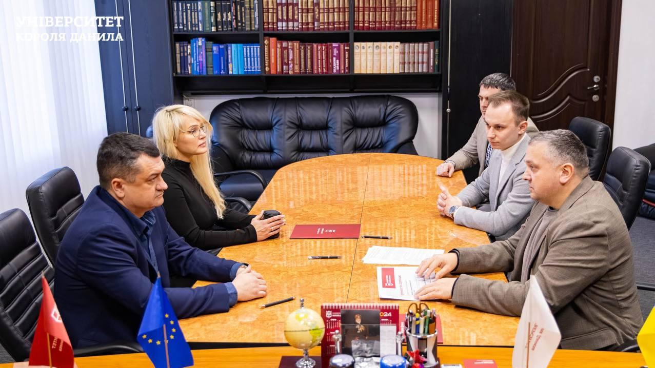 Підписання договору про співпрацю з ТОВ «СТЕМ СОЛАР»