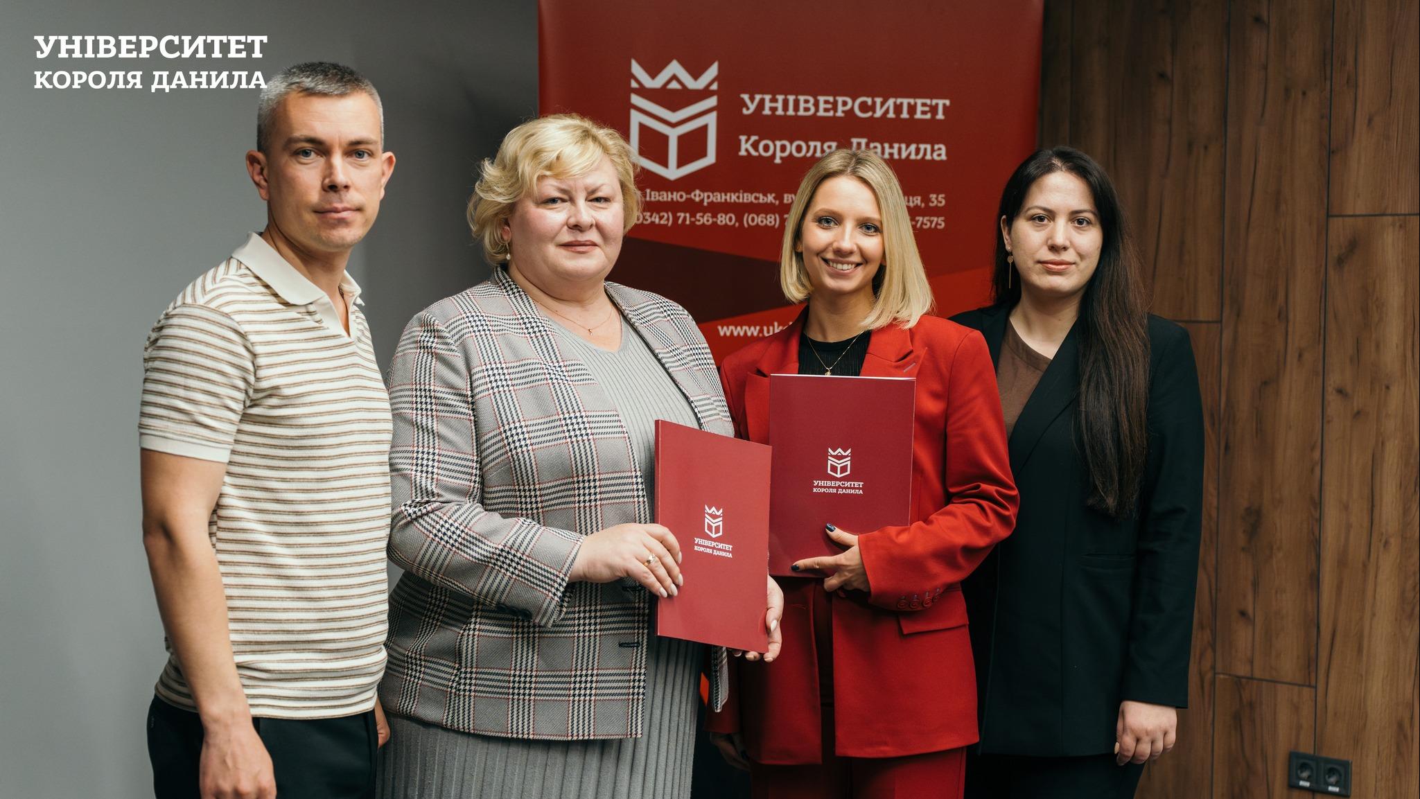 Укладення договору з Чернівецьким фаховим коледжем технологій та дизайну