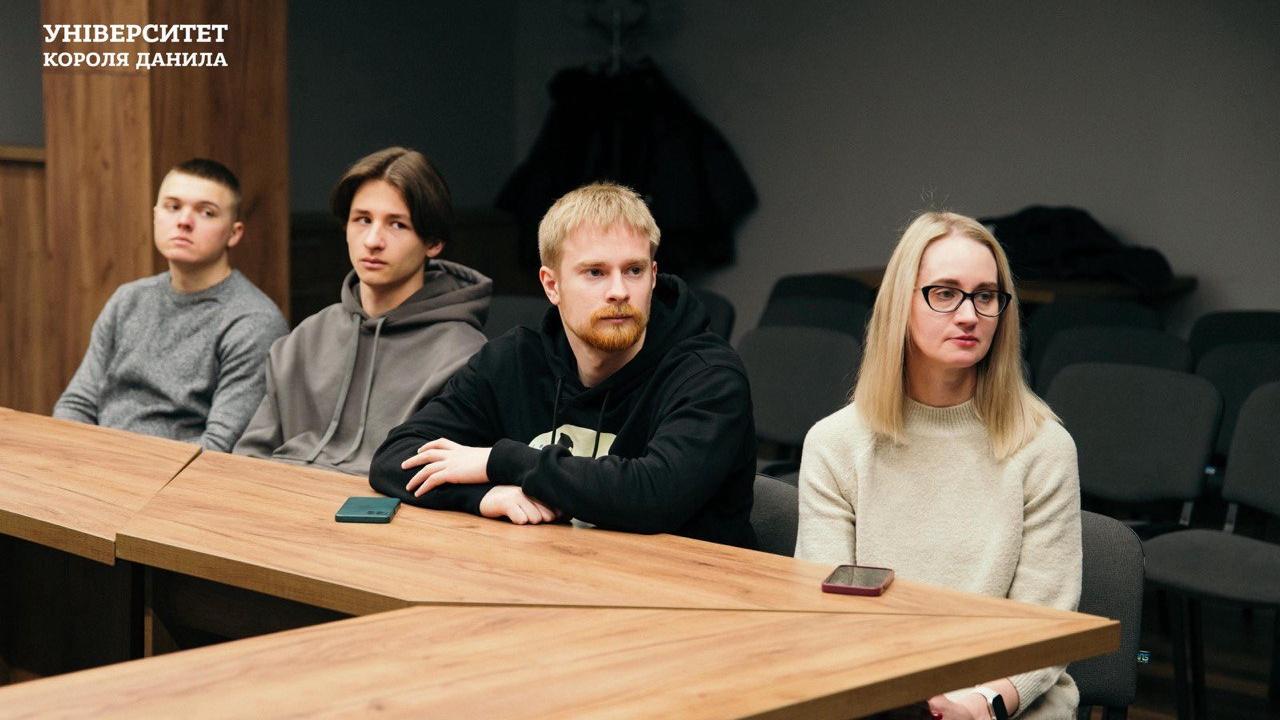 Бінарне заняття для магістрів спеціальності "Право" з навчальної дисципліни "Конституційна юстиція"