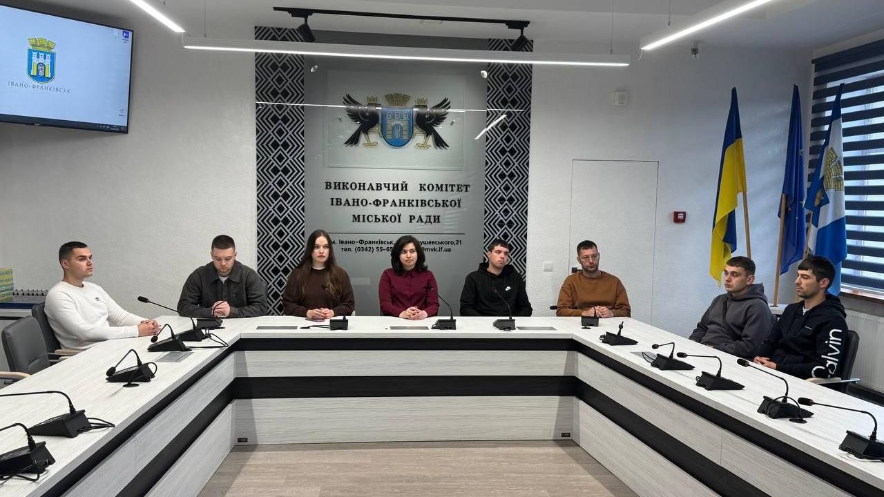 Бінарне заняття на тему «Діяльність місцевих рад в умовах воєнного стану в Україні»