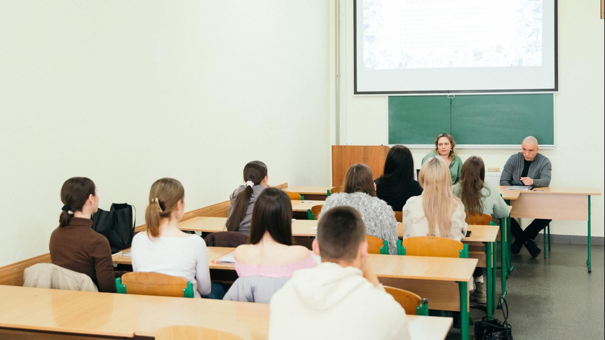 Студенти спеціальності «Психологія» успішно захистили звіти про результати навчальної практики