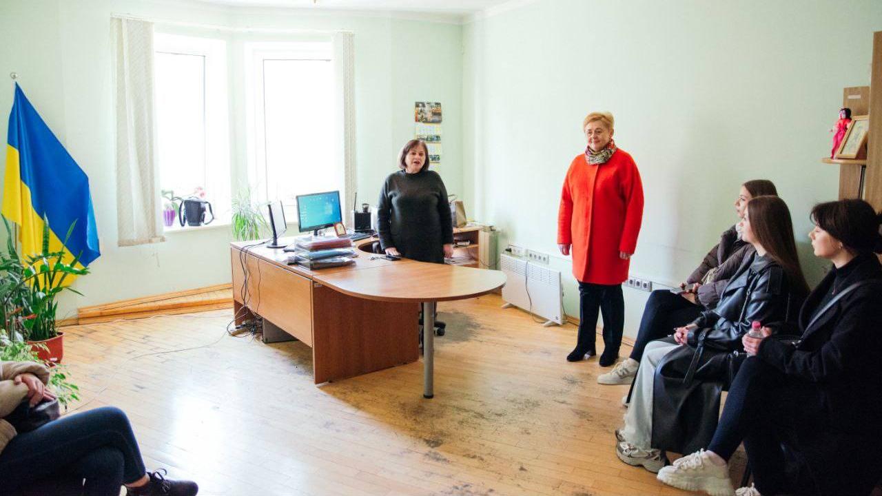 Синергія теорії та практики