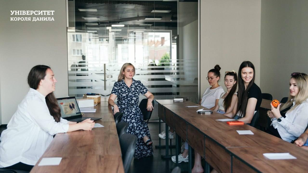 Бінарне заняття з тренінг-курсу «Self coaching»