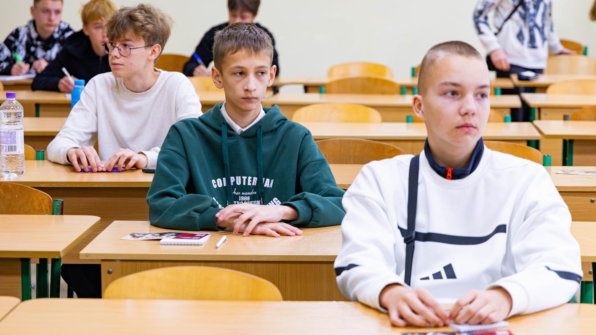 І етап учнівської олімпіади з математики в УКД