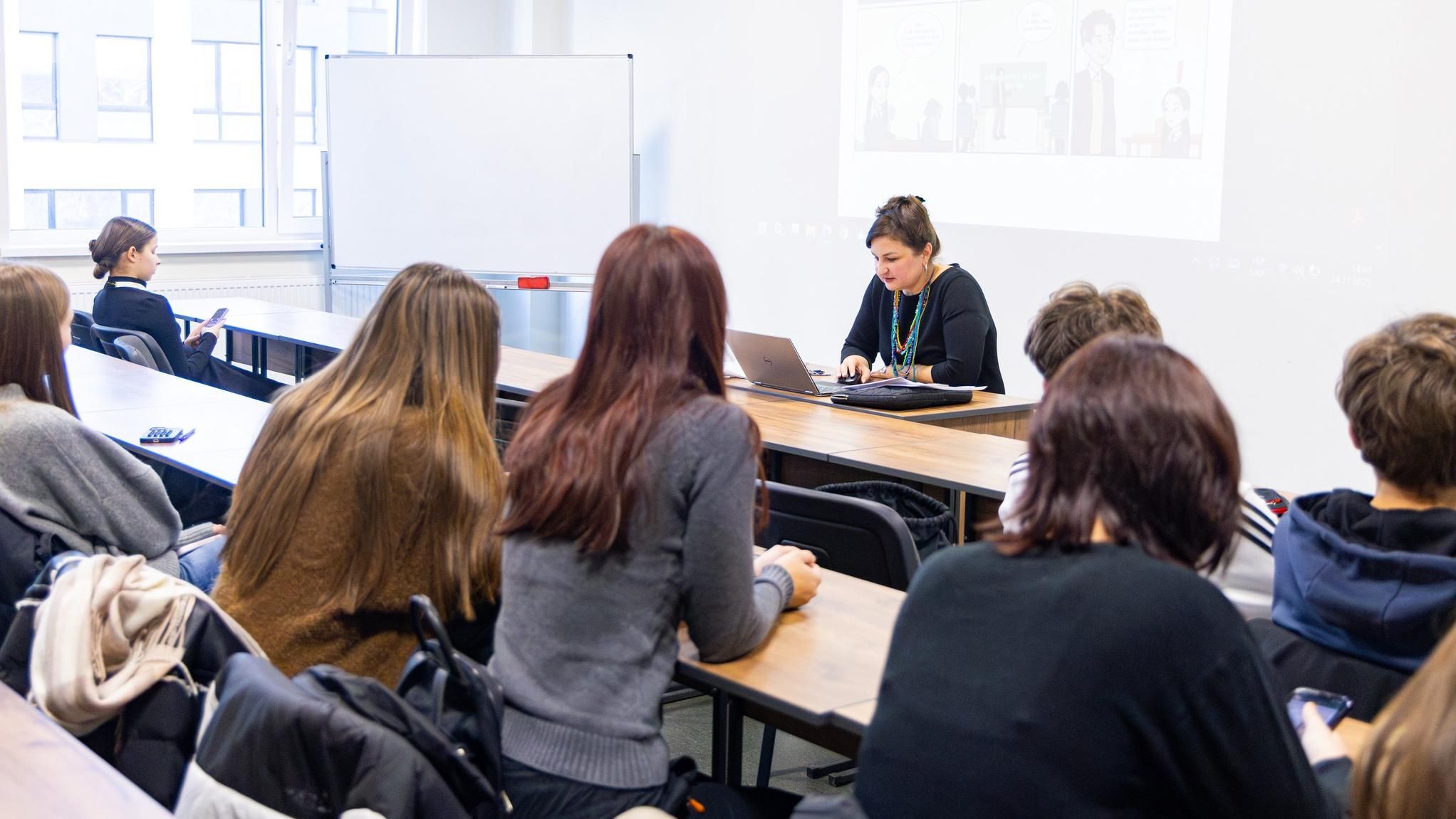 В УКД стартував освітній цикл про міграцію в межах проєкту DICOMI