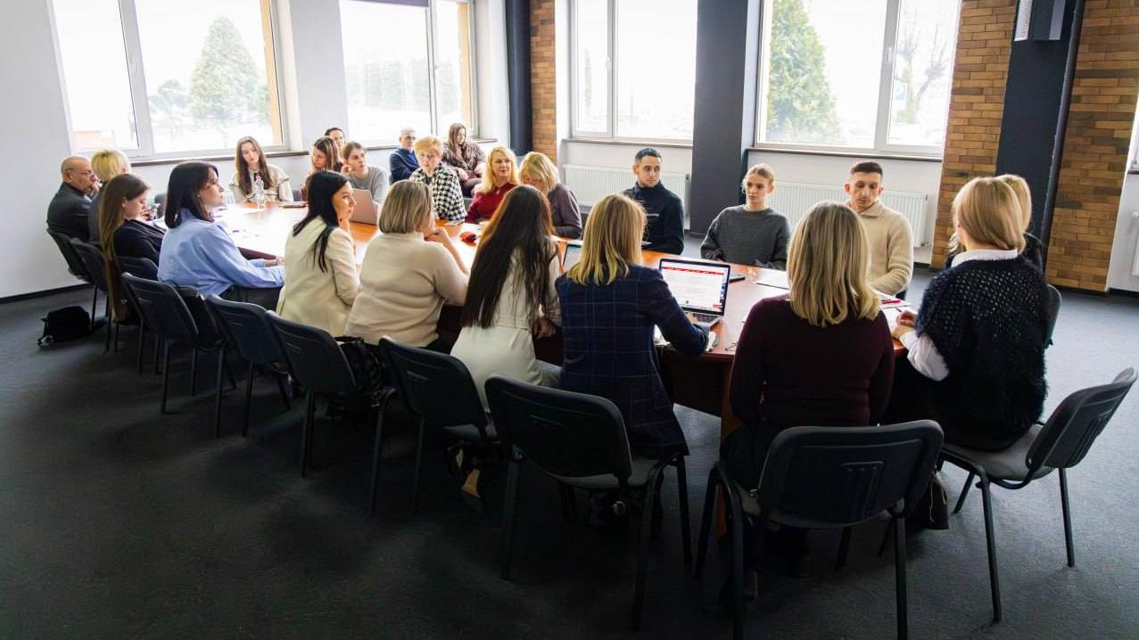 Аналіз освітніх програм спеціальності D3 Менеджмент