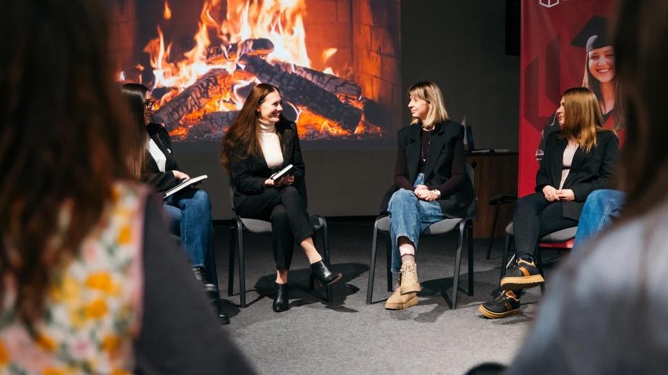 Книжковий клуб УКД: на перетині аматорства та професіоналізму 