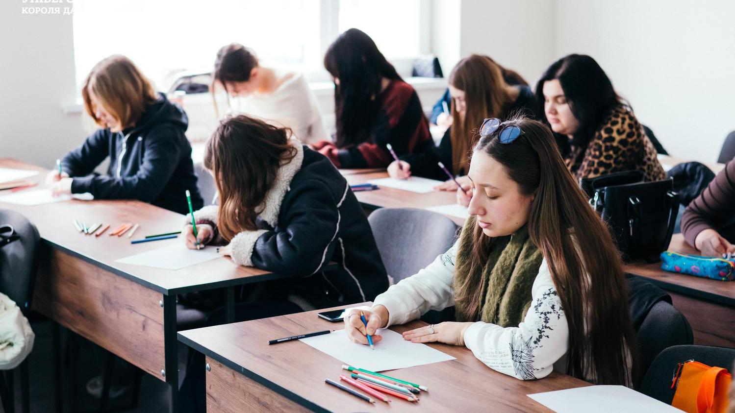 Арттерапія — шлях до самопізнання: заняття для психологів