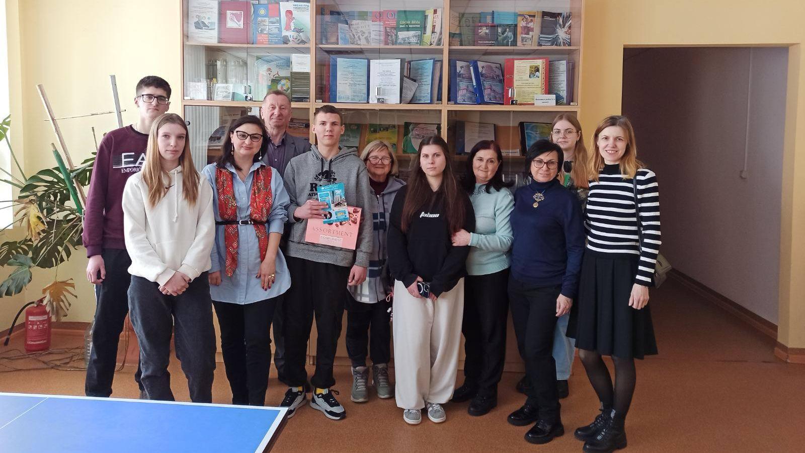 Викладачі кафедри дизайну УКД — журі обласного конкурсу 