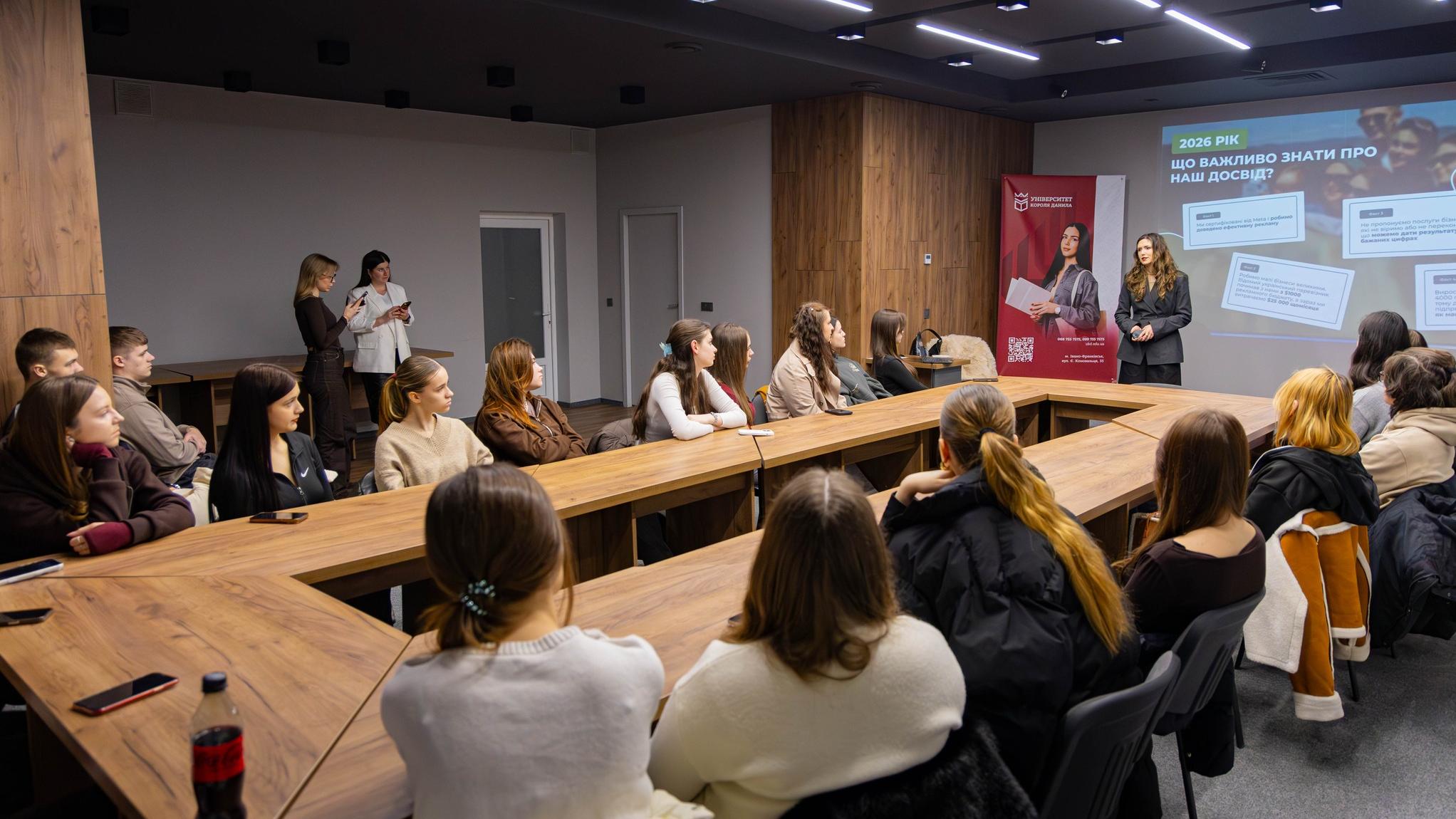 «Ми працюємо на 4 засадах», — практичний інтенсив від Софії Лашків для майбутніх медійників