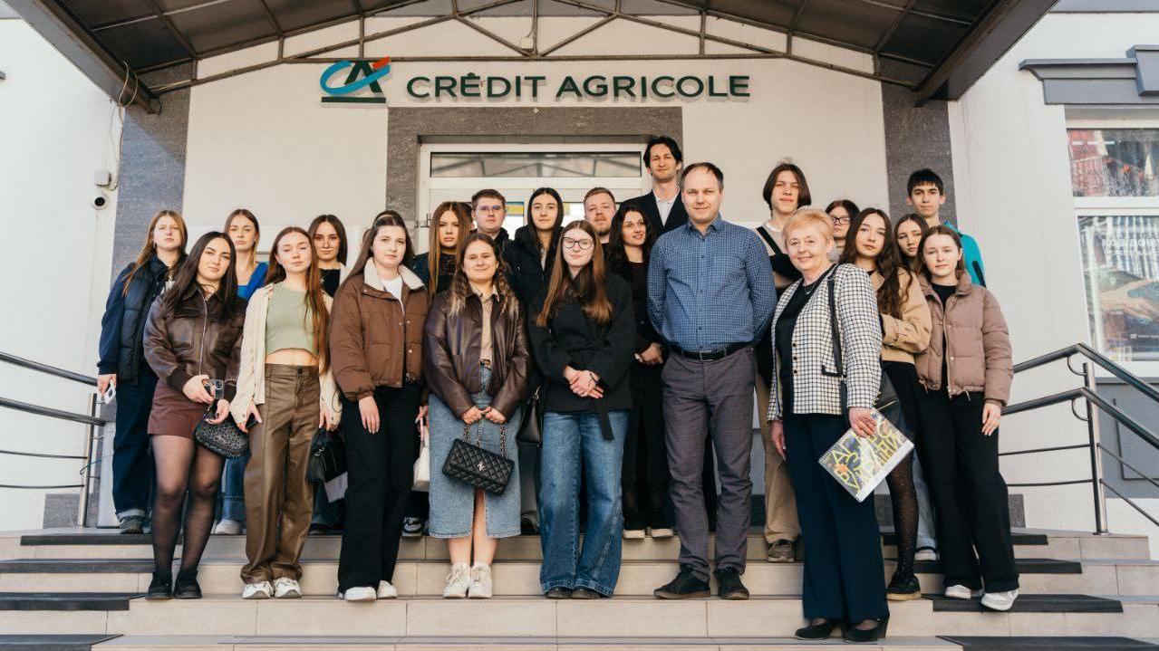 Пізнаємо майбутню професію: практичне ознайомлення з банківським сектором