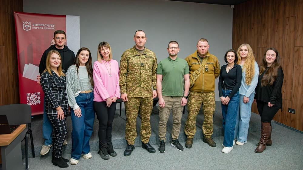 Зустріч студентів УКД із військовими та ветеранами
