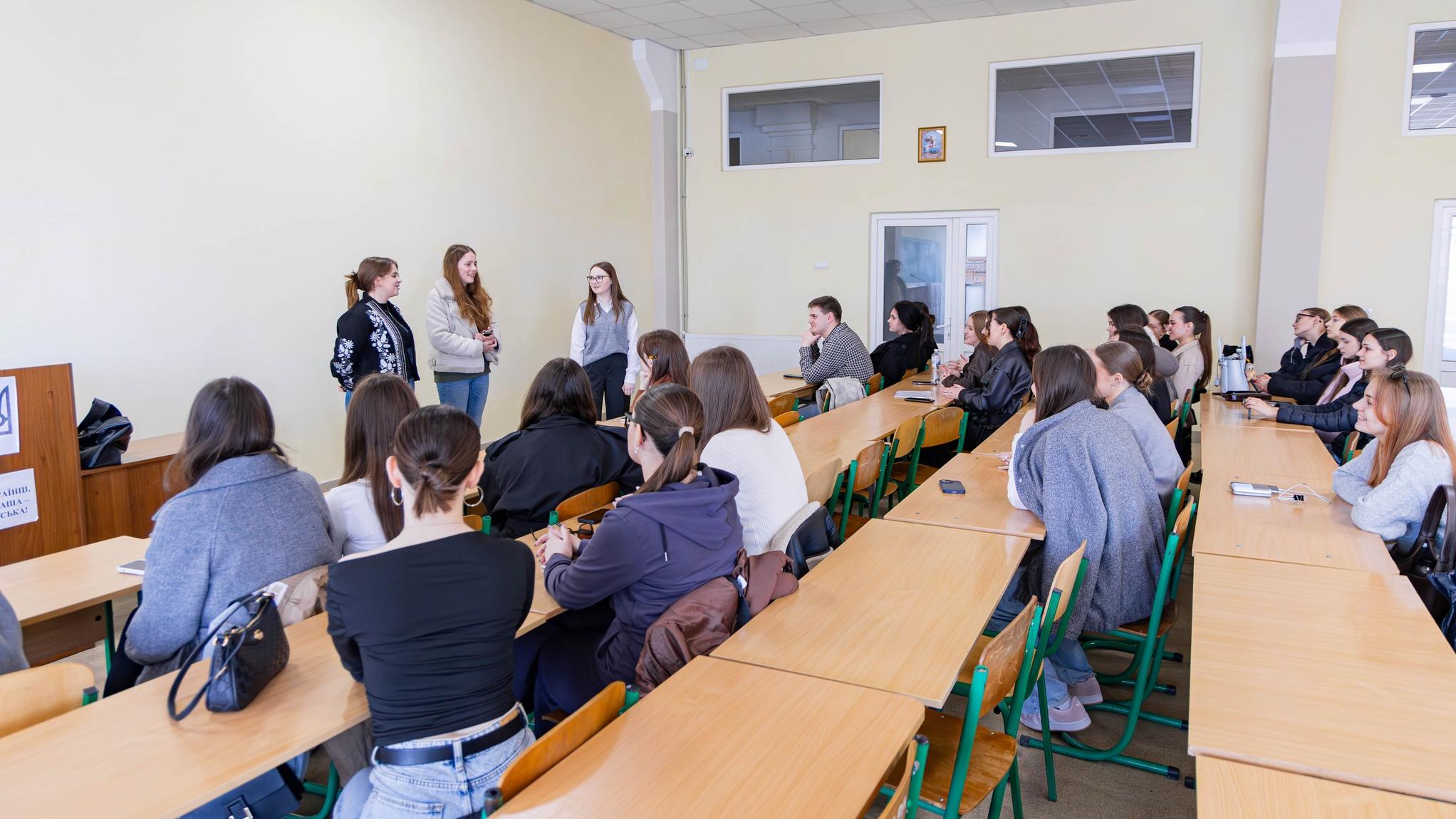 Студентський обмін «ПЛАЦКАРТ» в УКД