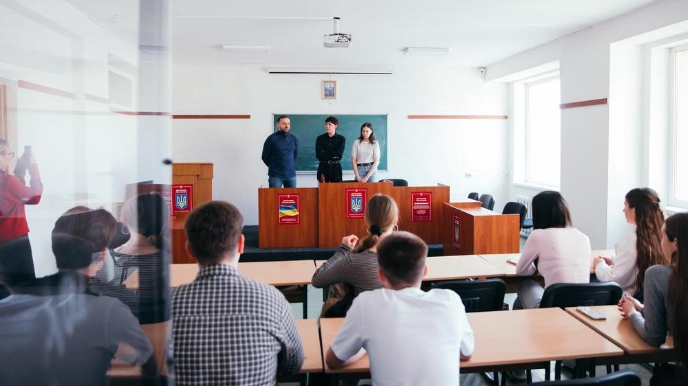 Соціальні ініціативи та волонтерство: зустріч студентів із громадським сектором в УКД