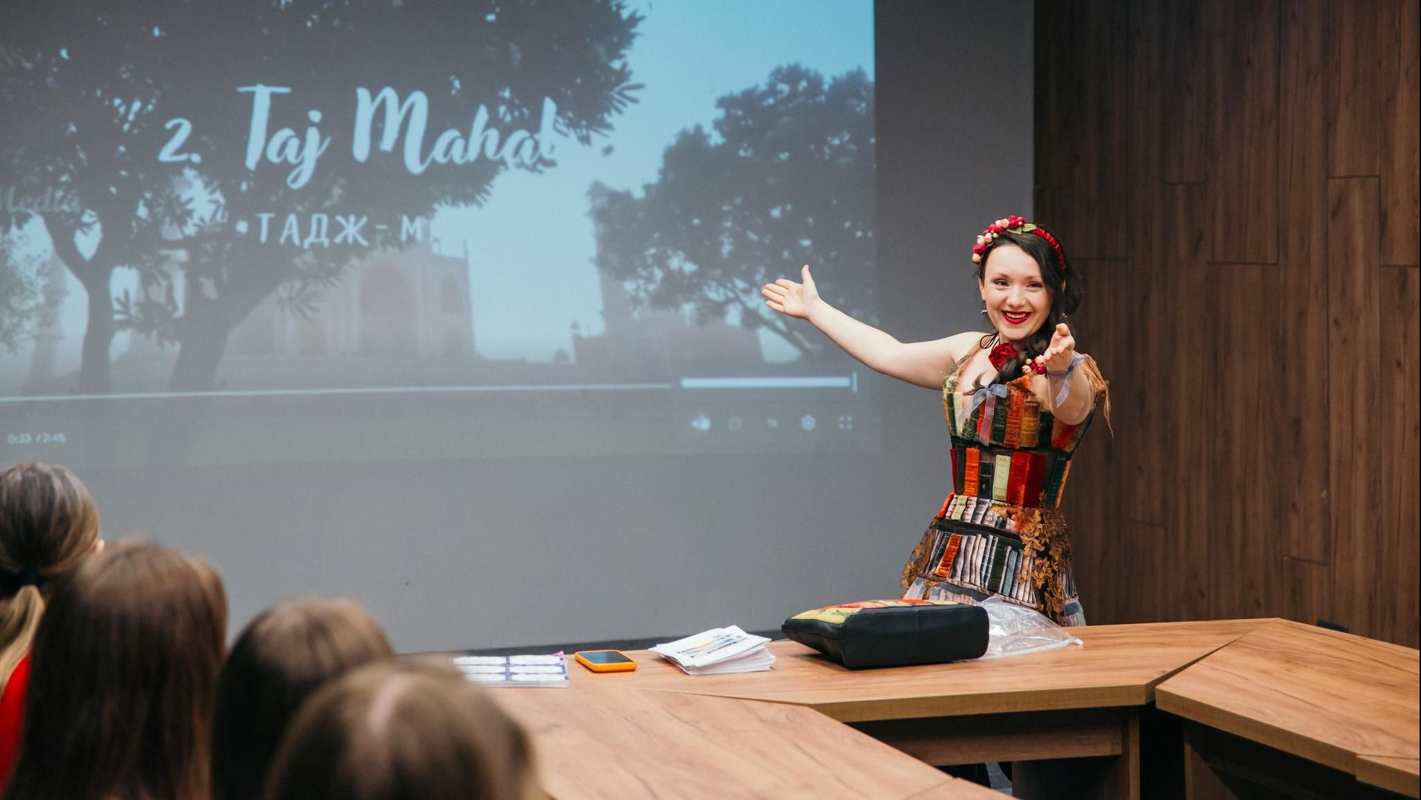 Мультикультуралізм і сучасні методики викладання: лекція-тренінг від Юлії Рибінської в УКД