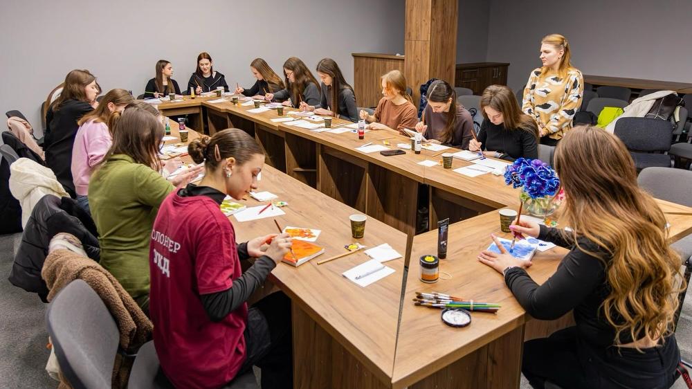 Арттерапія як інструмент у пошуку щастя