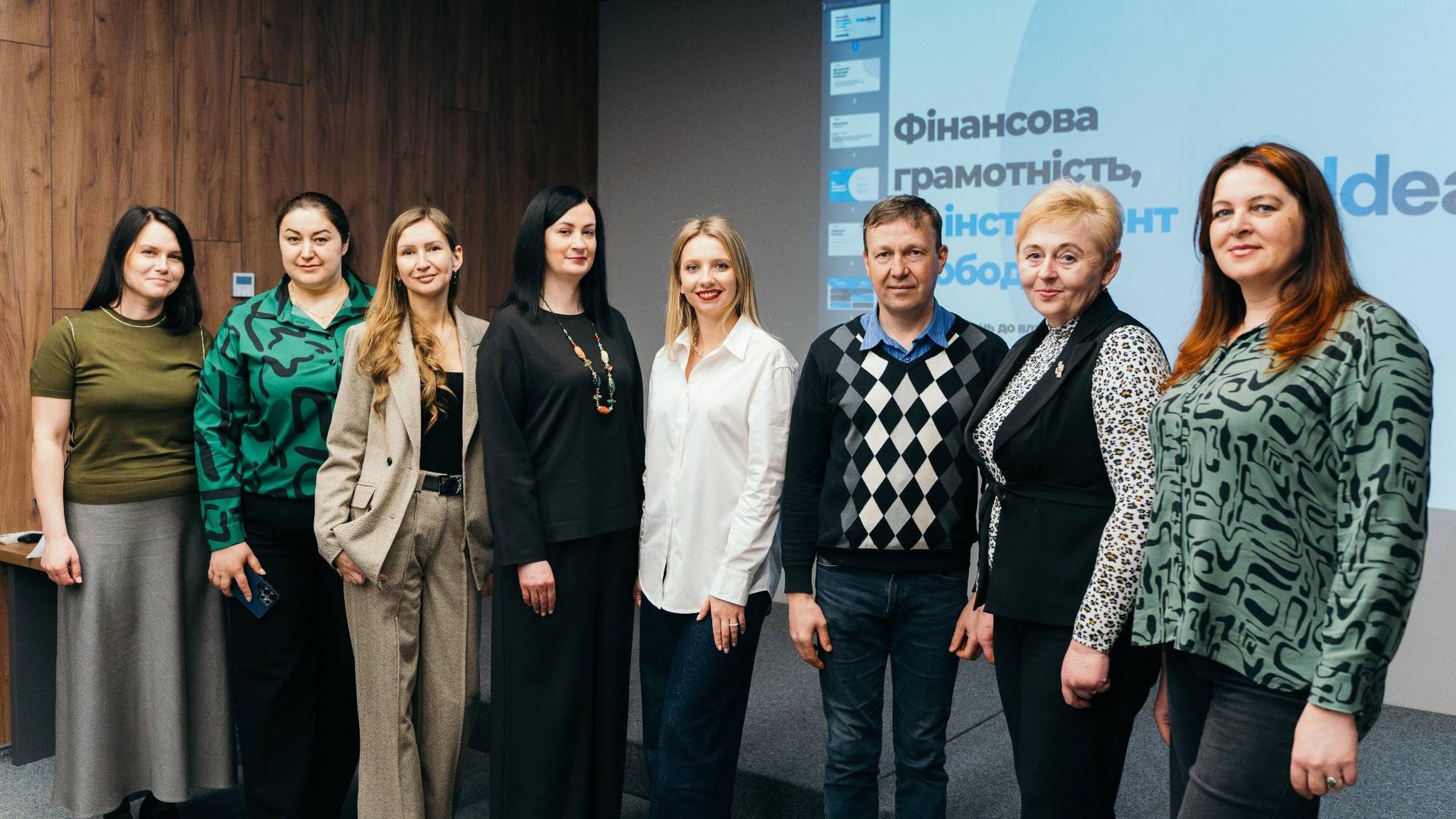 Чесно про гроші: зустріч здобувачів із експерткою IdeaBank у межах Global Money Week Ukraine 2026