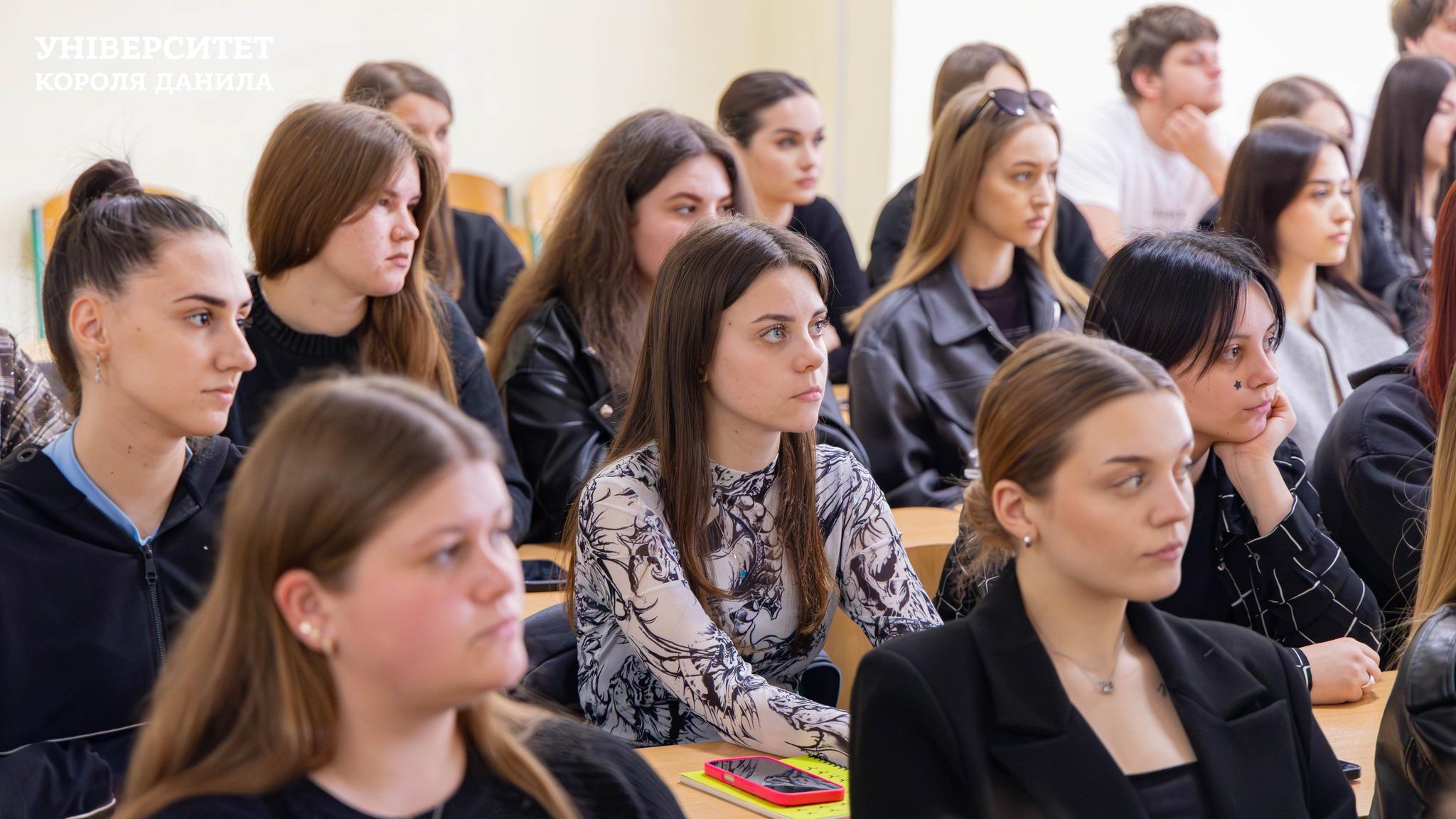 Бінарне заняття з міжнародною експерткою: досвід світового рівня для студентів УКД