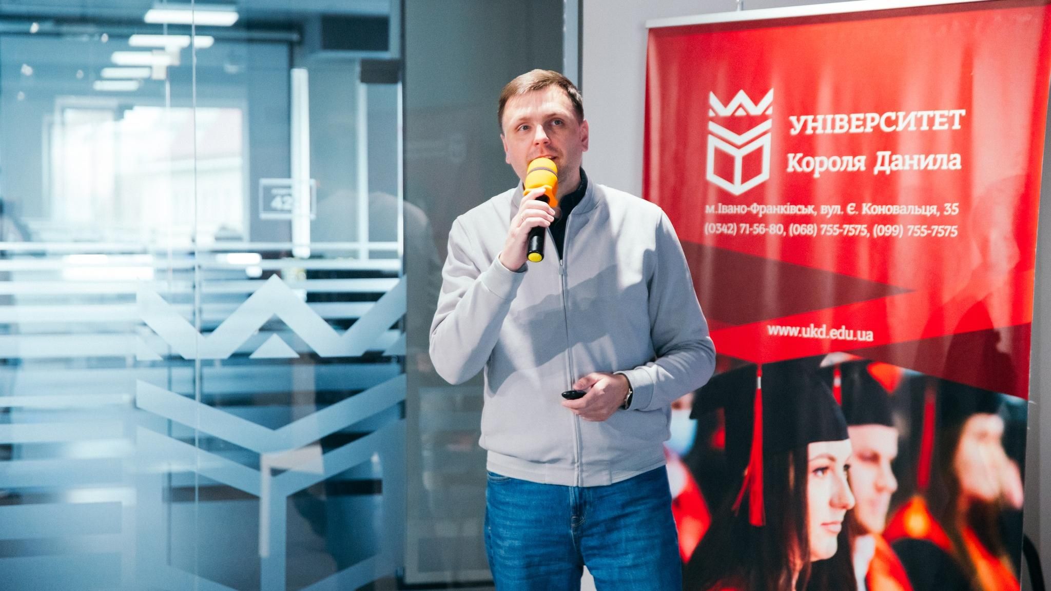 Лекція «Святі середньовічного Галича: агіографічна традиція та історична пам’ять про блаженну Саломею, королеву Галицьку» в УКД