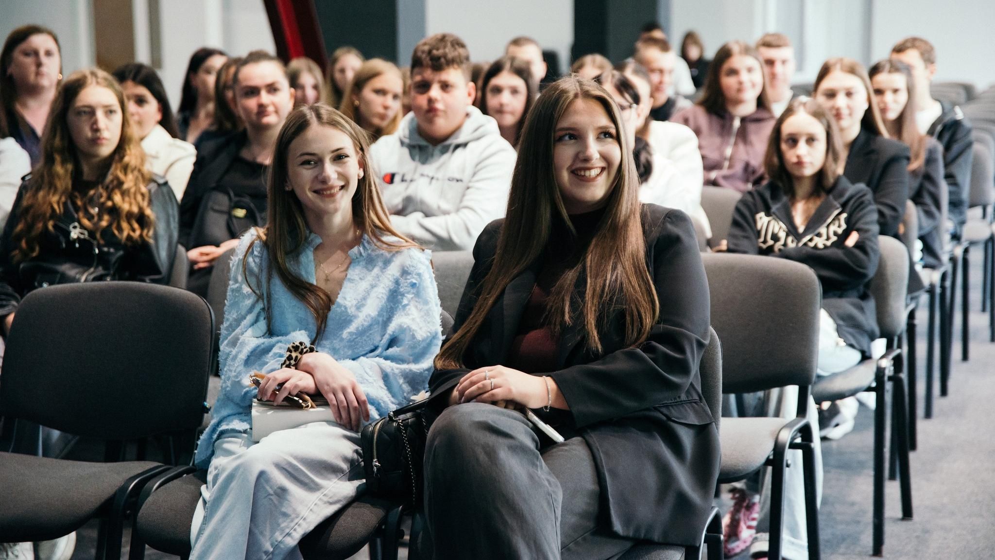 SchoolHub в УКД для школярів із Закарпатської області