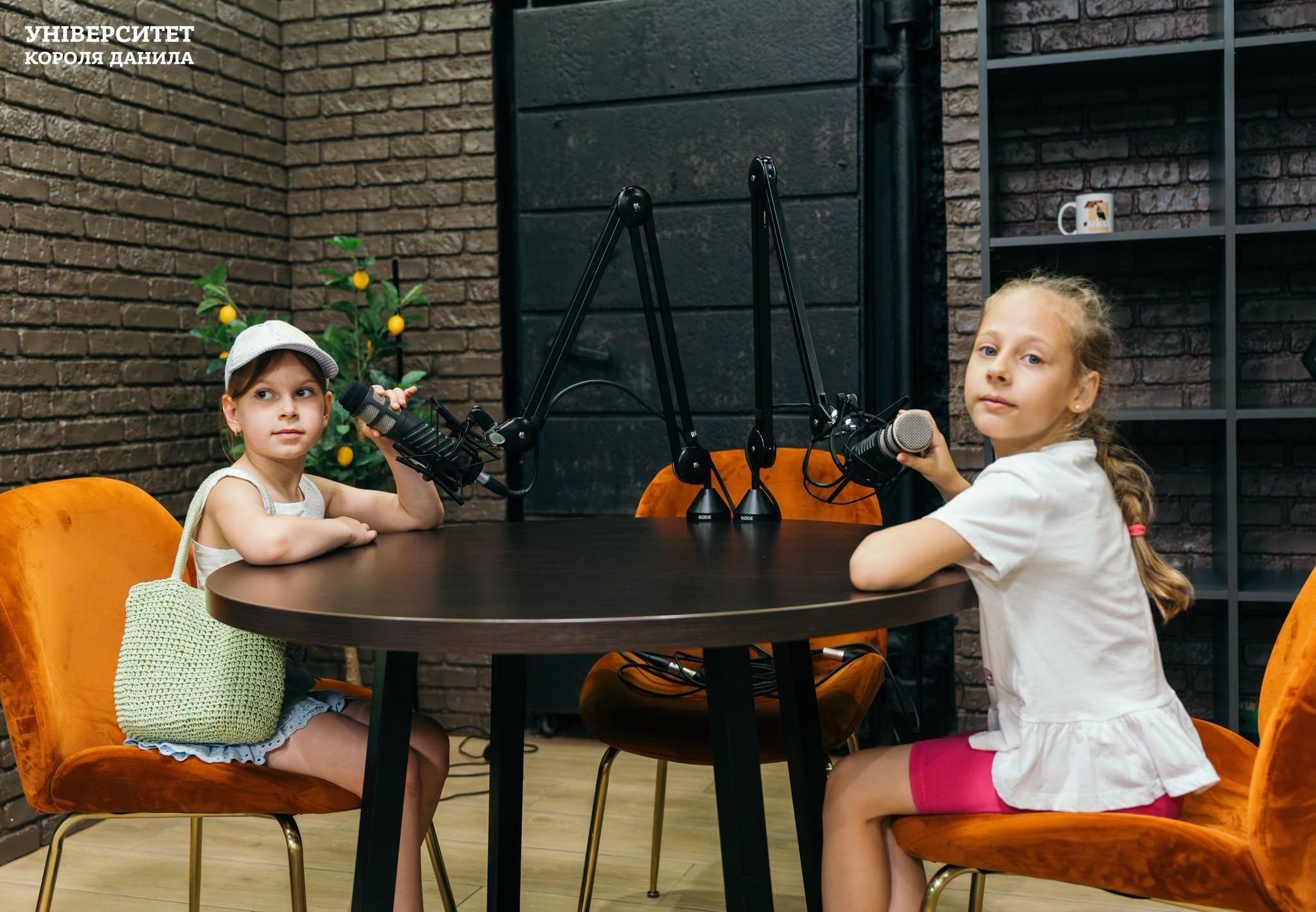 Тематична екскурсія в «Галас SPACE» УКД для вихованців Mortimer English Club
