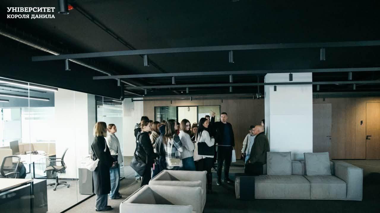 Студенти УКД ознайомилися з організацією охорони праці на будівельних майданчиках БК «Благо»